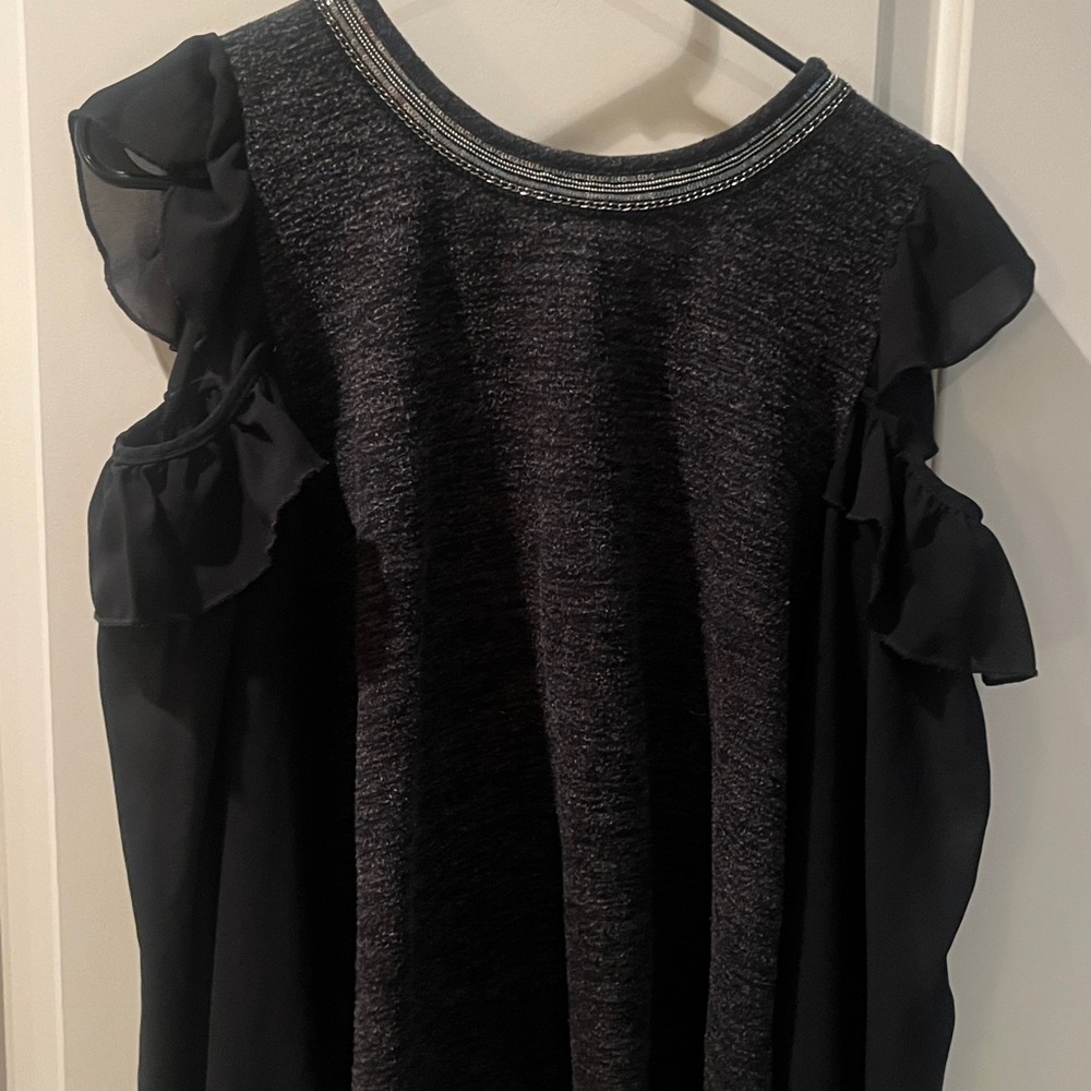 Black and Gray Ruffle Sleeve Top